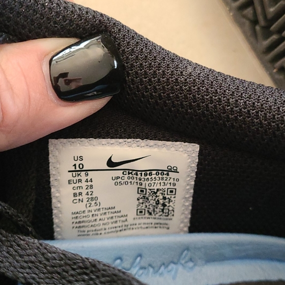 Nike SB Shoes - Picture 4 of 4